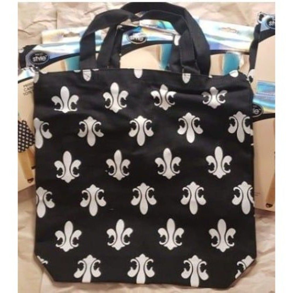 One Fleur de lis canvas tote bag Crafting Embroidery Vinyl HTV Embellish Destash